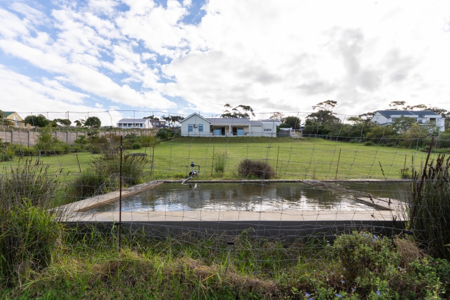 1 Bedroom Property for Sale in Napier Western Cape